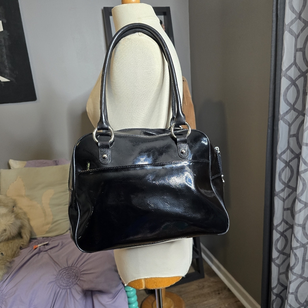 Glam Etienne Aigner Patent Leather Shoulder Bag - Picture 4 of 6